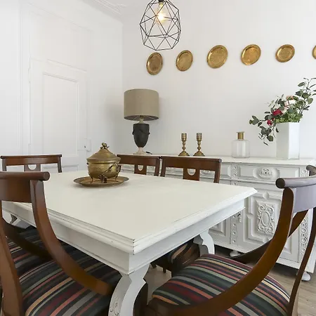 Graca Vintage By Homing Apartment